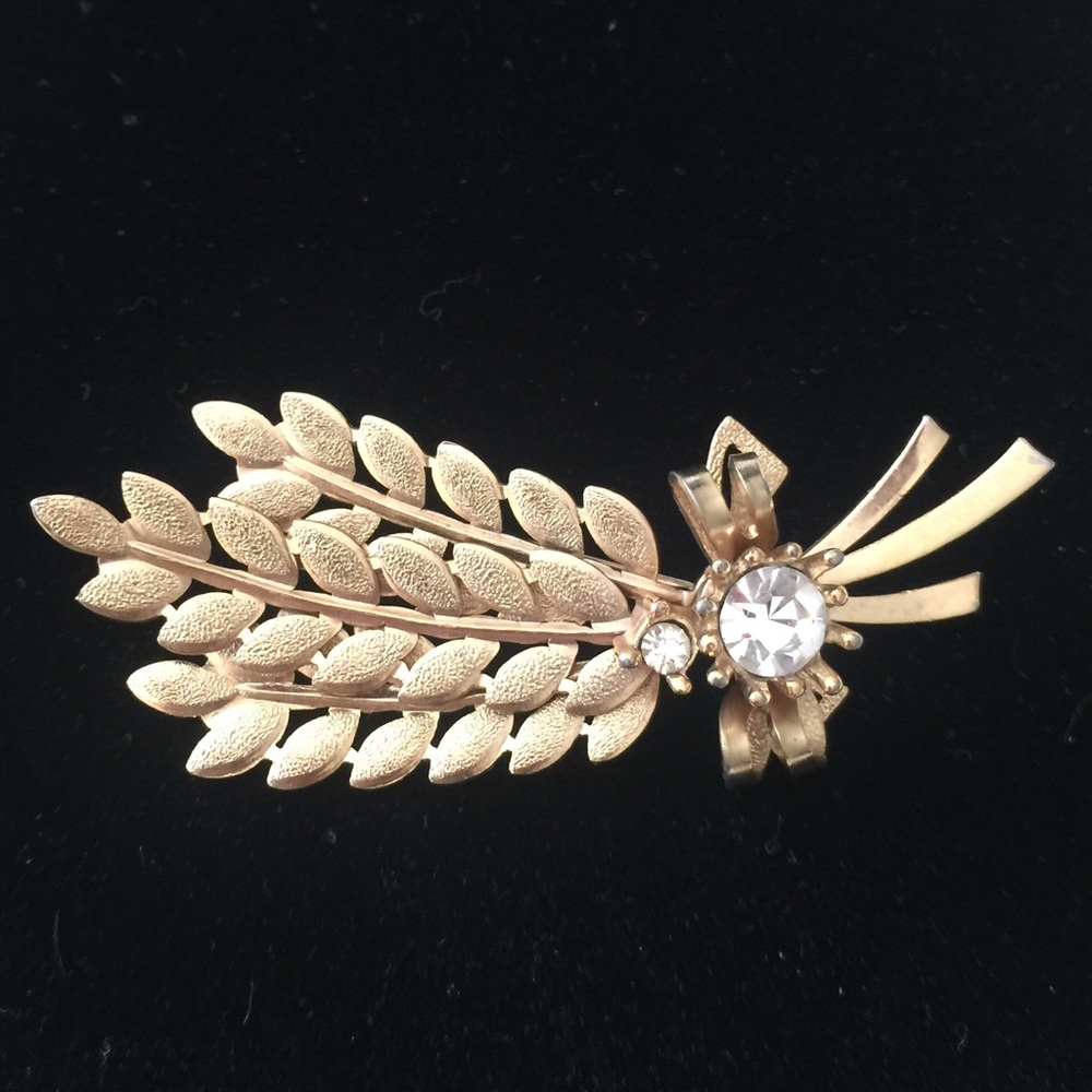 Vintage Gold Sarah Coventry Leaf Spray Brooch